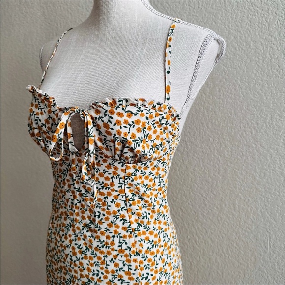Floral Tie-Front Sundress - Yellow/White - Picture 5 of 5